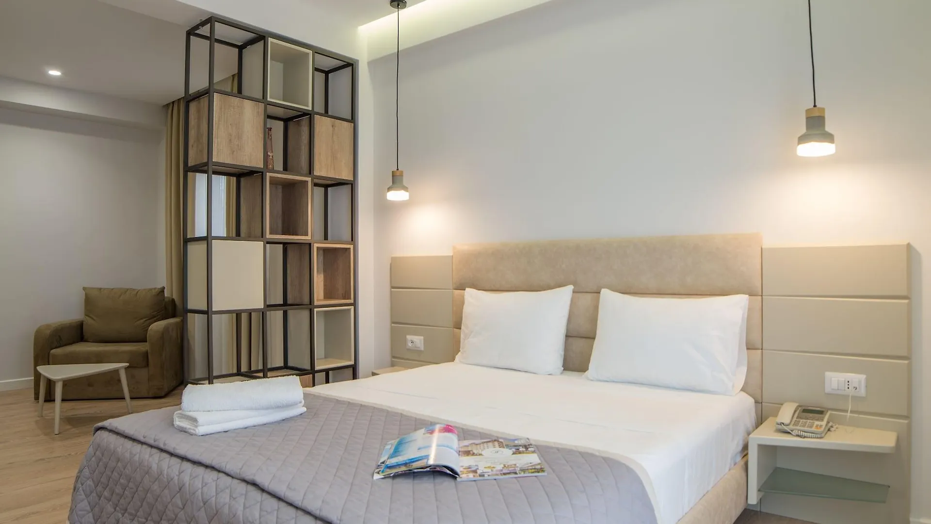Hotel Vila Kalcuni Sarandë 4*,