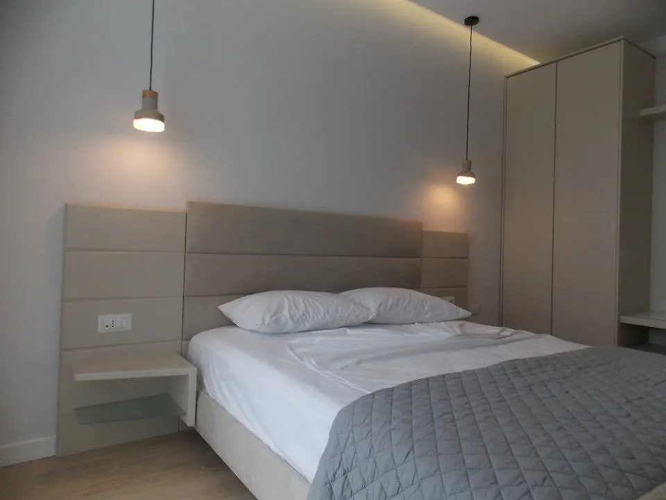 Hotel Vila Kalcuni Sarandë 4*,  Albania